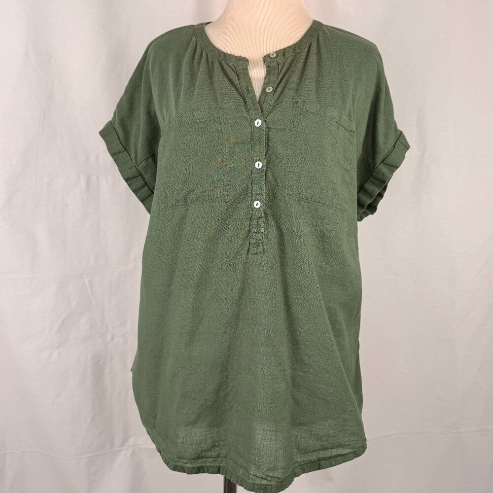Lucky Brand Women's Army Green Short Sleeve Henley style Top | Large